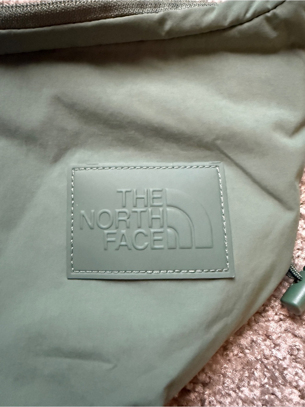 NWOT The North Face Never Stop Crescent Crossbody Bag - Picture 7 of 8